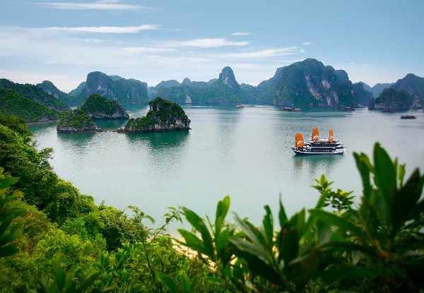 Per-Person Twin-Share Eight-Night North to South Vietnam Tour incl. Domestic Flights, Airport Transfers & More - Option for Three-, or Four-Star Accommodation