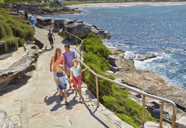 Per-Person Twin-Share for a Three-Night Sydney Experience incl. Airport Transfers, Accommodation at Park Regis City Centre Bondi Beach, Sydney Sights Tour,  Blue Mountains & Australian Wildlife Sightseeing