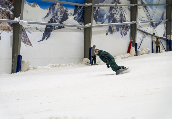 Day Pass Combo to Snowplanet incl. Rental Equipment