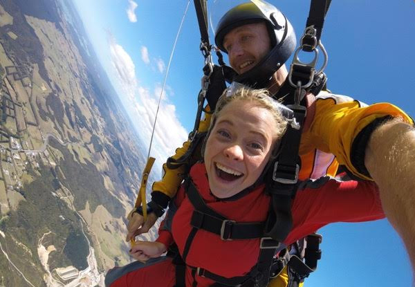 $199 for a 9000-Feet Tandem Skydive Package Overlooking the Bay of Islands & a $20 Voucher Towards a Photo Package – Option Available for 12000-Feet (value up to $329)