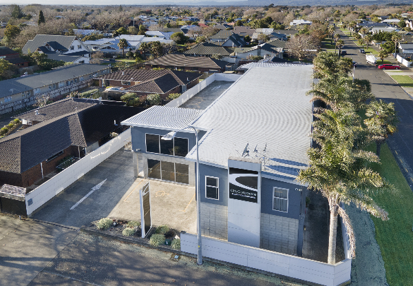 One-Night Stay in Palmerston North for Two People in a Studio Room with Spa incl. Chocolates, Continental or Cooked Breakfast, & Late Check-Out - Option for Two Nights