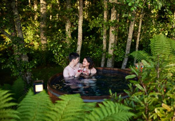 45-Minute Secluded Hot Tub Experience Surrounded by Native Bush for Two People