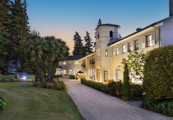 Hanmer Springs Getaway for Two incl. Entry to Hanmer Springs Thermal Pools, Daily Breakfast & Free Parking - Snug, Double Take, The Edit or Greenhouse Room Available - Option for Two Nights