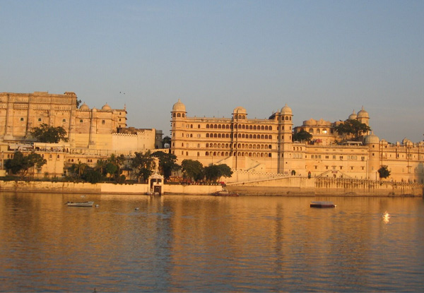 Classic Rajasthan (Northern India) Ten-Night Tour for Two People incl. All Transfers, Accommodation in Five-Star Hotels, Breakfast Each Morning & City Sightseeing ($1824pp)