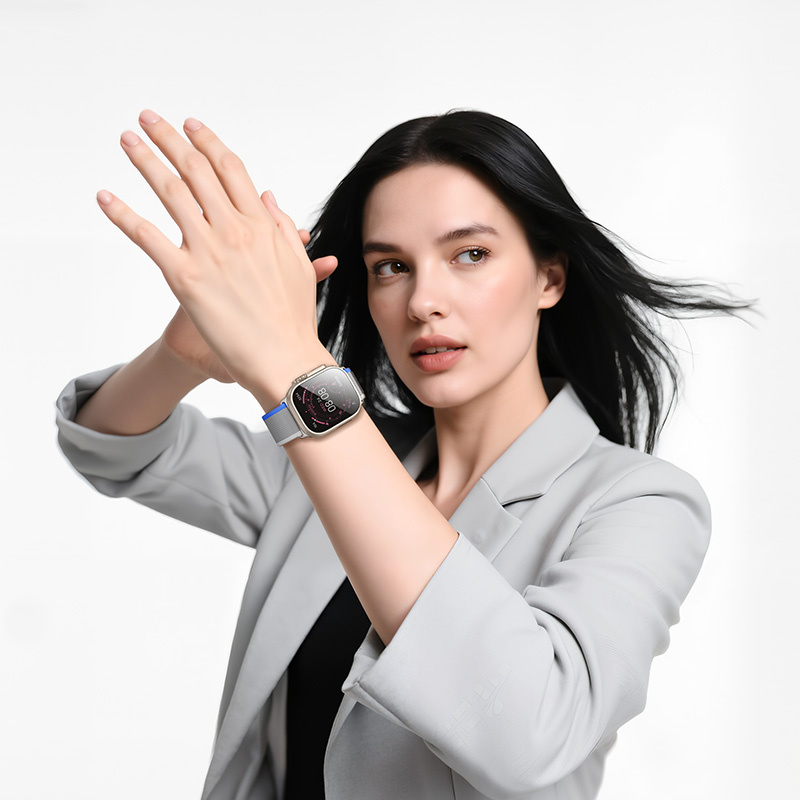 Nexus Ultra IP67 Waterproof Sports Smartwatch Titanium Gold