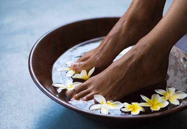 Two-Hour Pamper Package incl. 45-Minute Full Body Massage, Full Ultrasound Facial, a Foot Spa with Scrub & More by Professional & Qualified Beauticians