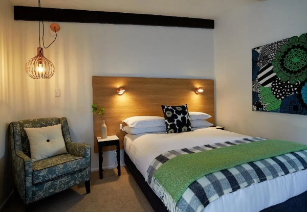 Two-Night Winter Wonder Kaikoura Getaway in a Deluxe Courtyard Room for Two People incl. Free Wifi & Parking