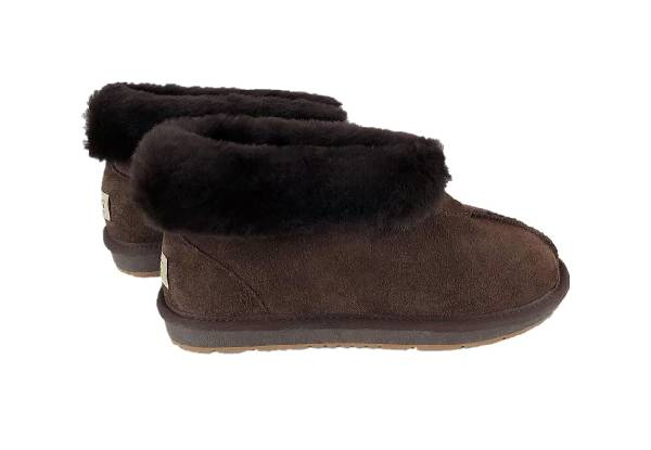 Ugg Auzland Sheepskin Water-Resistant Unisex Classic Slippers - Available in Two Colours & 10 Sizes