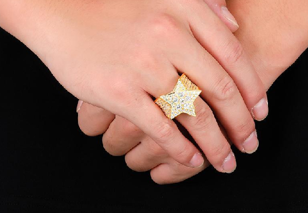 Iced Out Star Copper Zircon Ring - Two Colours & Four Sizes Available
