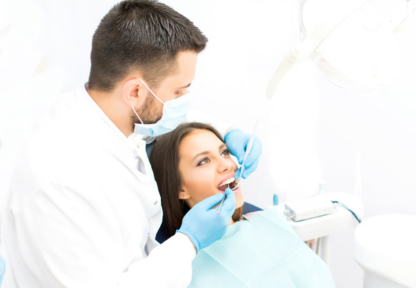 Comprehensive Dental Check-Up incl. Two Bitewing X-rays for One Person with an Option to incl. Clean, Scale & Polish - Option for Two People