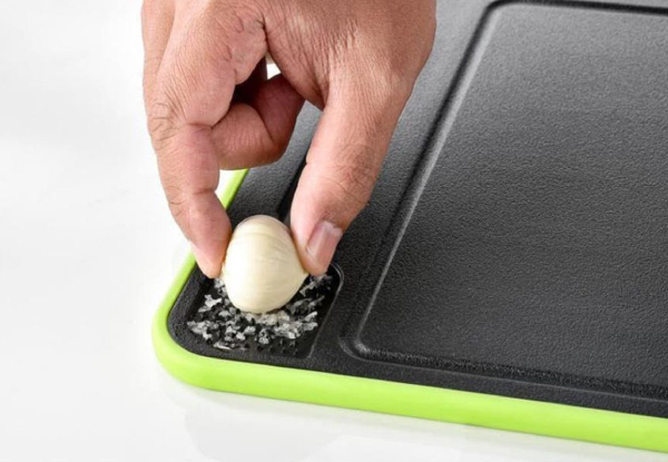 Four-in-One Defrosting Cutting Board - Available in Two Sizes