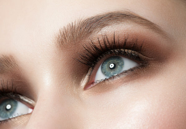 Luxurious Eye Trio Treatment incl. Eyelash and Eyebrow Tint, and Brow Shape