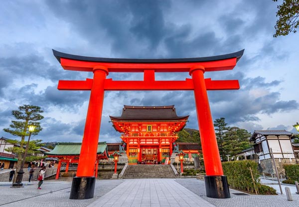Per-Person, Twin-Share Nine-Day Impressions of Japan Tour incl. International Flights, Accommodation, Transport, Attractions & English Speaking Guide - Option for a Solo Traveller
