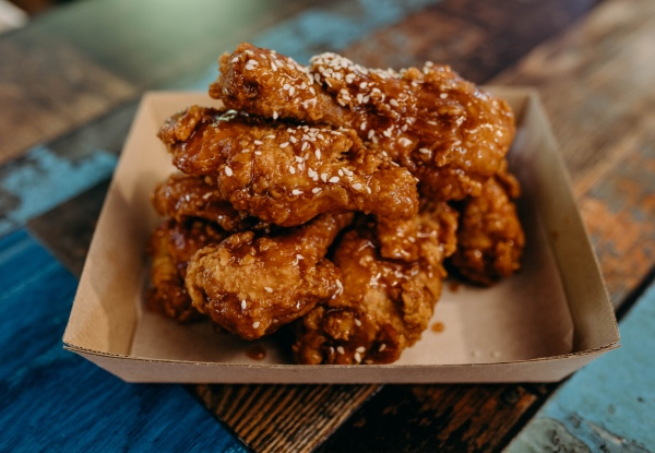 New Opening: Korean Fried Chicken Tasting Box for Two People incl. Fries, Salad & Drinks