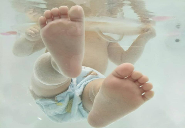 Baby Spa Hydrotherapy for Infants & Babies - Options to incl. Neonatal Massage