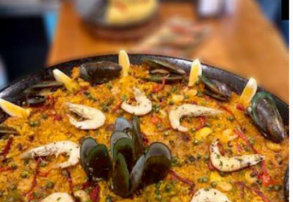 Paella & Green Salad for Two - Option to incl. a Bottle of Wine - Pick-Up Only