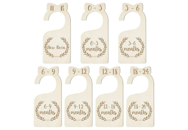 Seven-Pieces Wooden Baby Clothes Divider