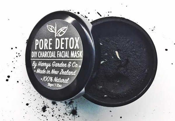 Natural DIY Pore Detox Mask