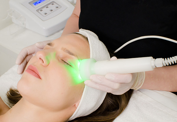 Collagen Facial incl. LED Light Therapy