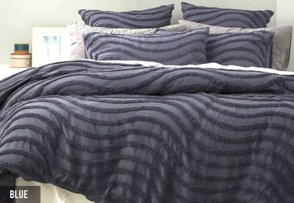 Wave Vintage Washed Cotton Chenille Quilt Incl. Pillowcase - Available in Six Colours, Four Sizes & Option for Extra European Pillowcase