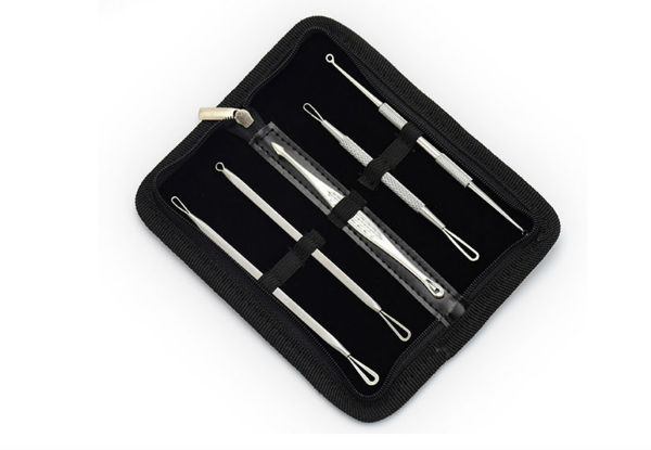 Five-Piece Blackhead Remover Kit - Option for Seven-Piece Kit Available