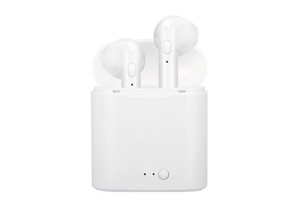 Pair of Bluetooth Wireless Earbuds incl. Charging Box with Free Delivery