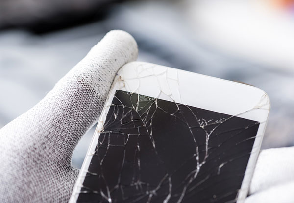 Broken Screen Replacement for iPhone -
Options for Samsung Smartphones or iPad