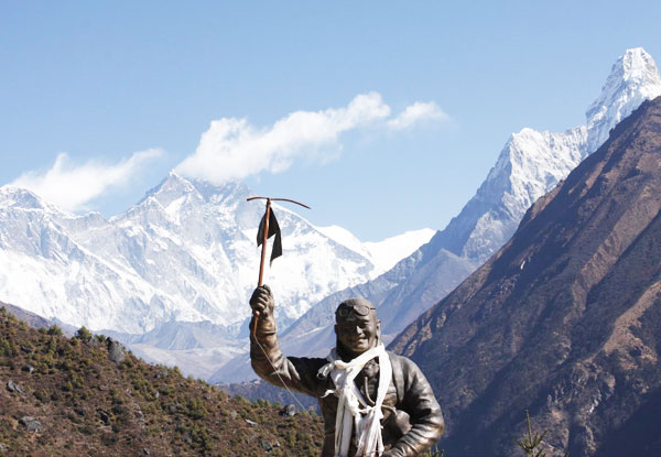 Per-Person Twin-Share 14-Day Mt Everest Base Camp Trek incl. Accommodation, Guide & Domestic Flights - Option to incl. Food