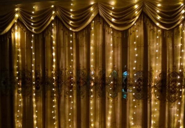 300 LED Curtain String Light