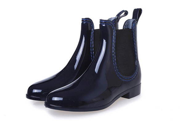 Chelsea Gumboots - Three Colours & Five Sizes Available with Free Delivery