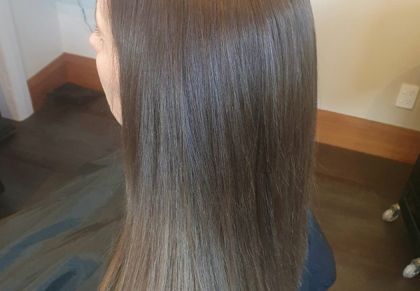 Premium Hair Pamper Package incl. Style Cut, Blow Wave & Head Massage - Option to incl. Half-Head of Foils, Toner & Root Melt Refresh, Global Colour or Full-Head of Foils