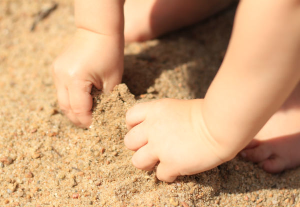 45-Minutes of Sensory & Messy Play Activities For Newborns & Toddlers - Options for up to Three Sessions