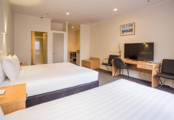 One-Night Auckland Central City Getaway for Two People incl. Cooked Breakfast, Parking, Late Checkout & Gym Access - Options for Two or Three Nights
