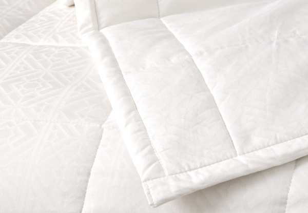 Mosaic 500TC Cotton Jacquard Comforter - Three Sizes Available