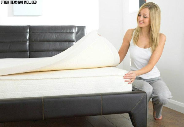 Dreamweaver Cooling Gel Memory Foam Mattress Topper - Four Sizes Available