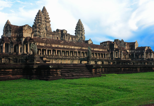 Per-Person Twin-Share 14-Day Vietnam & Cambodia Tour incl. Accommodation, Domestic Airfares & Transfers