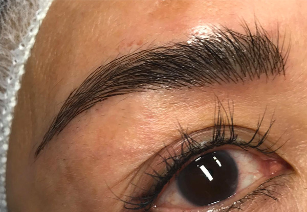 Consultation & Microblading Eyebrow Treatment incl. Second Follow-Up Treatment