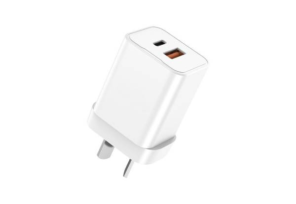 Titan 35W Ultra Fast Charger with USB-C & USB-A