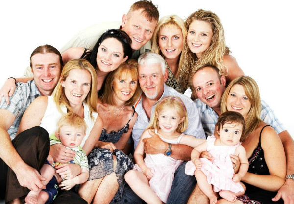 One-Hour Family or Group Photoshoot Package for up to 20 People incl. a One-Hour Viewing Session & a Fully Framed 7'' x 5'' Image