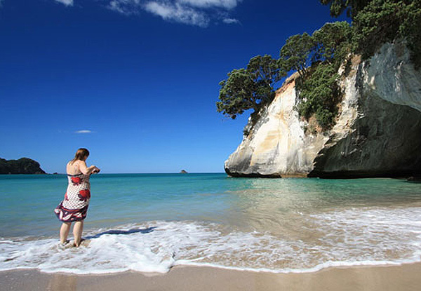 Two-Night Stay for Two People in an Ensuite Villa at Hot Water Beach - Valid 7 days