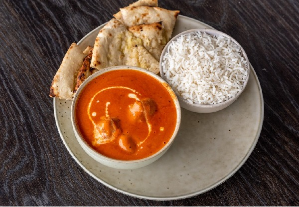 Lunch for Two People Incl. Two Curries, Two Garlic Naan & Two Plain Rice – Option for Four People - Valid for Dine-In or Takeaway