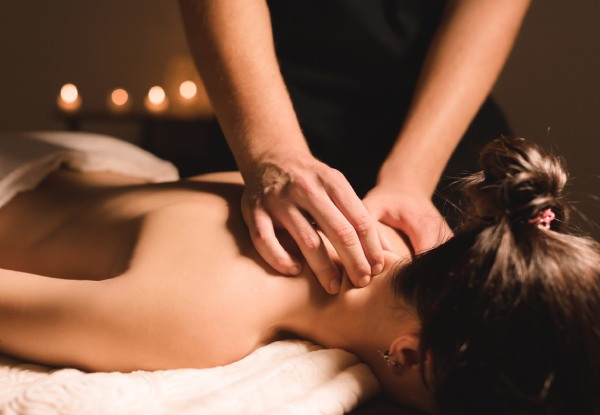60-Minute Traditional Thai Massage in the North Shore - Option for 90-Minute Massage & Deep Tissue Massage or Aromatherapy Massage with Hot Stone - Incl. Return Voucher