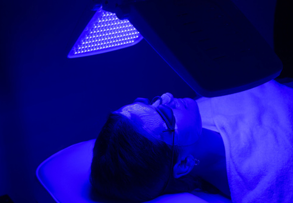 10 x LED Light Therapy Treatments