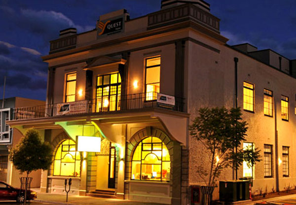 One Night in Napier for Two People incl. Late Checkout & Wi-Fi - Options for Two or Three Nights
