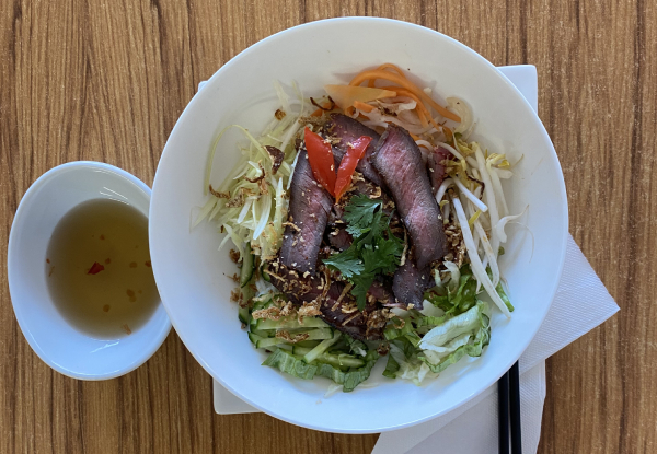 Regular Size Vietnamese Combo Meal incl. Choice Of Pho or Noodle Salad, Summer Roll & Soft Drink for One Person - Options for Two or Four People or Large Size