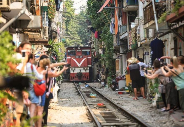 Per-Person, Twin-Share 8-Day North to South Vietnam Package incl. Breakfasts, Accommodation, Transportation, Guided Tours, Domestic Flights, Sightseeing & More - Option for Three, Four & Five Star Accommodation Packages