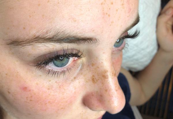 Natural Set of Silk Eyelash Extensions for One Person - Option for a Full Set & to incl. Infill