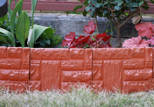 Six-Piece Garden Flower Bed Fence - Available in Two Colours & Option for Two-Pack