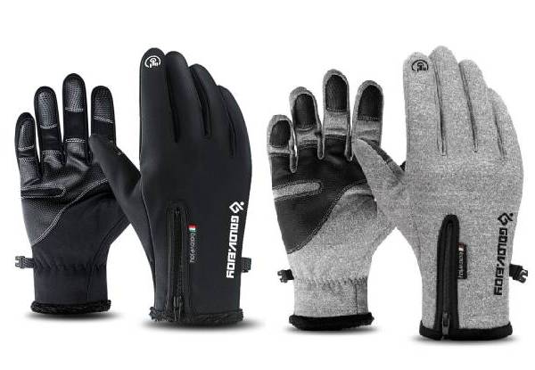 Water-Resistant & Windproof Pair of Gloves Compatible with Touch Screens - Three Sizes & Two Colours Available