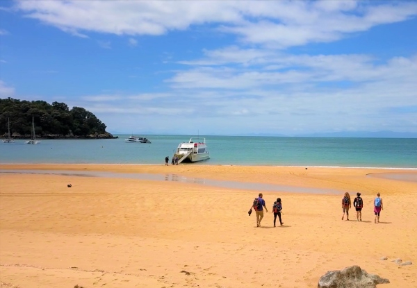 Abel Tasman National Park Vista Happy Hour Cruise for One Adult incl. One Complimentary Child Ticket